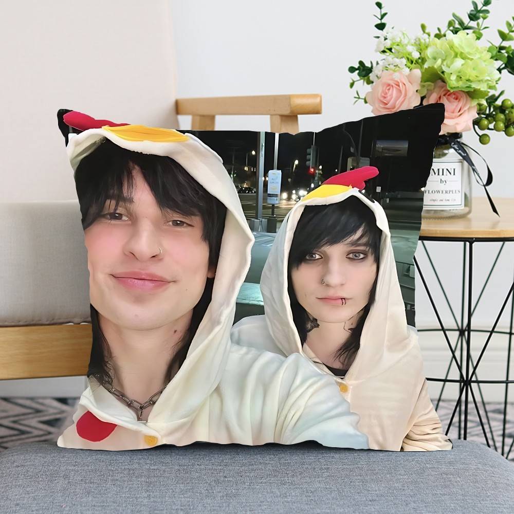 Popular HJake Webber Johnnie Guilbert Throw Pillow Covers Pattern Cushion Cover Suitable For Sofa Bedroom Car Pillow Cover