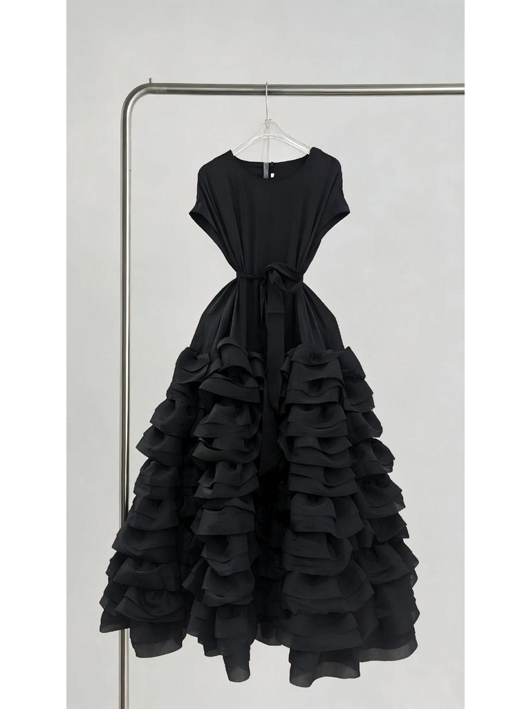 Elegant French Ruffle Waist-Cinching Patchwork Pleated Cake Skirt with Lace-Up Detail