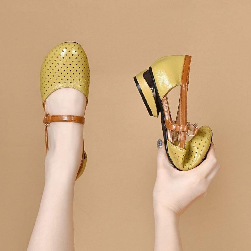 

Сандалии с круглым носком и полым верхом, сандалии с толстым каблуком из мягкой кожи, женская обувь, универсальные сандалии на низком каблуке с полым верхом, летняя обувь, модные женские сандалии 35 жёлтый