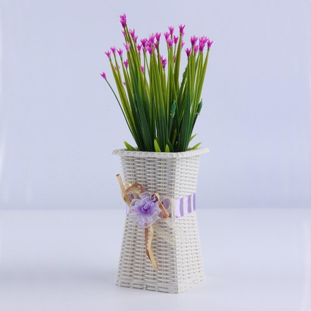 Reusable Plastic Flower Vase Home Decoration Delicate Designed Vase (Color Random)