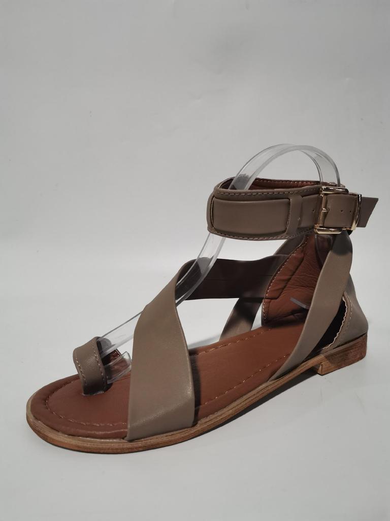 En stock: Sandalias Planas de Verano 2021 Talla Grande con Anillo para Dedo del Pie y Tacón Cerrado para Mujer