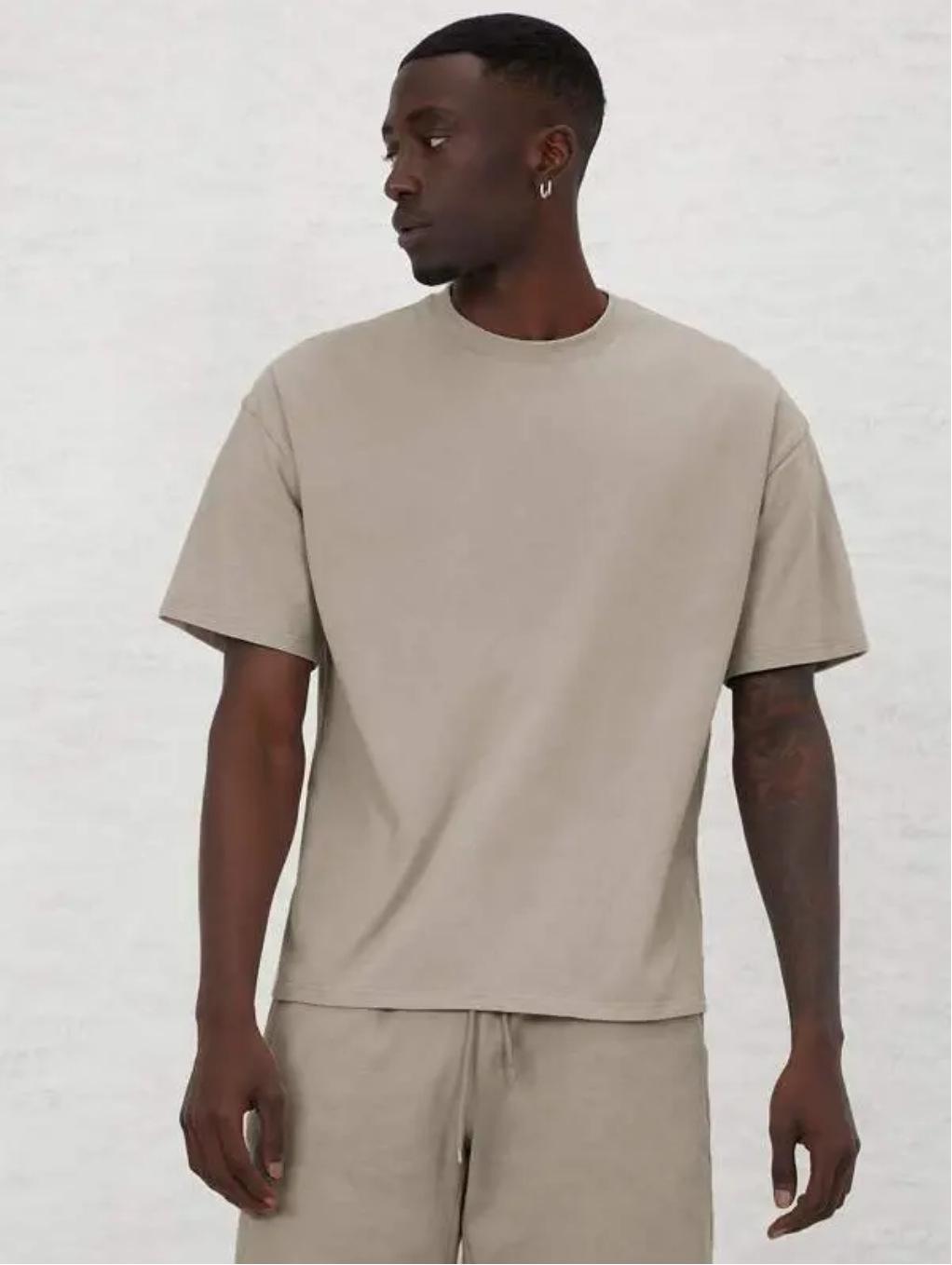 

2025 Унисекс Повседневная футболка с круглым вырезом: Универсальный дизайн, модный короткий рукав Large хаки