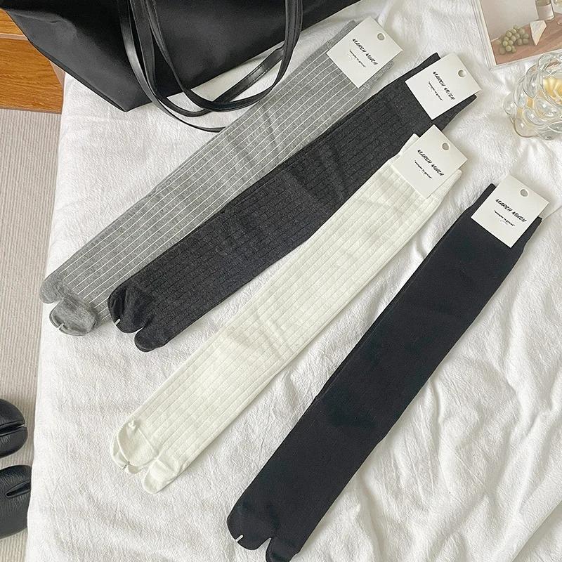 1/4pairs Japanese Fashion Two Toe Socks for Men Women Harajuku Sweaty Deodorant Fashion Two Finger Sock Toe Separation Socks