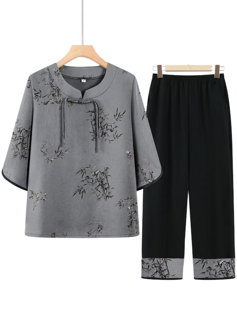 Chic Summer Two-Piece Set: Short-Sleeved Chinese Style for Middle-Aged and Elderly Women