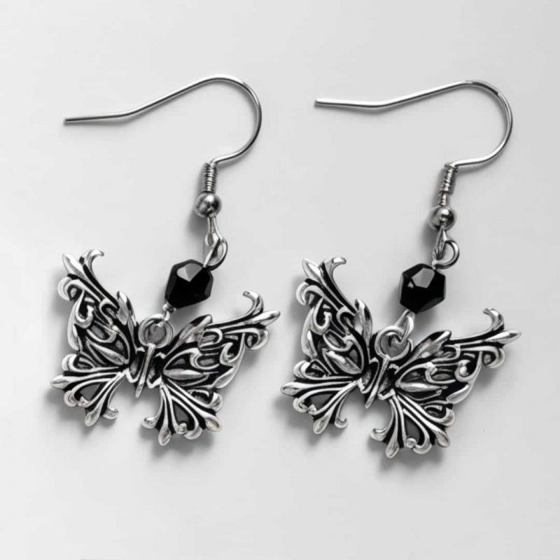 Simple Retro Halloween Earrings: Skull, Bat & Spider Dangle Ornaments - Perfect for Festival Celebrations!