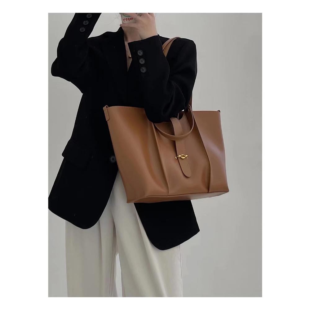 New Women's Bag Tote Bag Large Capacity Leather Large Bag Simple and Versatile Shoulder Bucket Bag