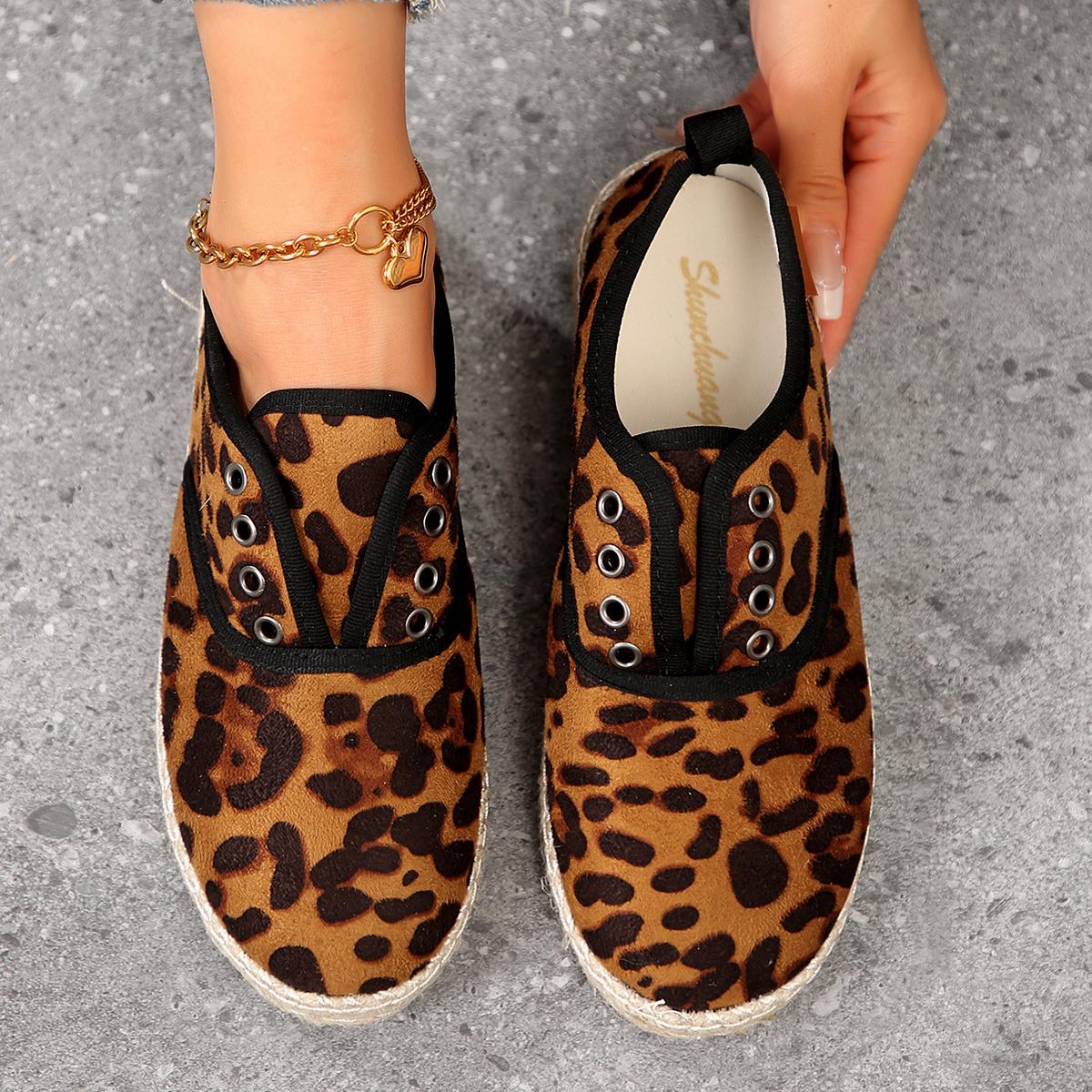 Женская обувь на плоской подошве — фото 8