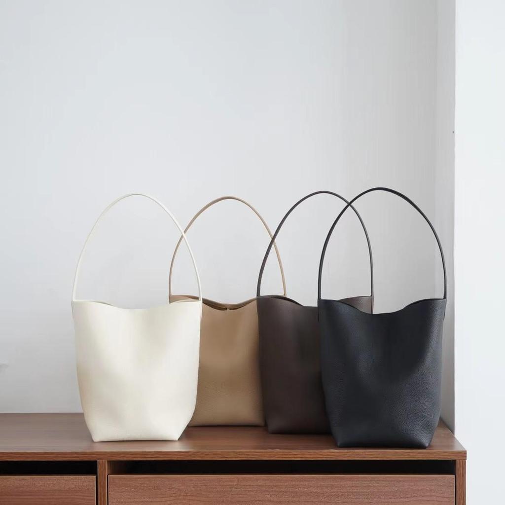 Borsa a Secchiello TR di Nicchia Haute Couture da Donna in Pelle di Vacchetta di Primo Strato Minimalista di Alto Senso Portatile Grande Capacità Borsa a Spalla Tote per il Pendolarismo