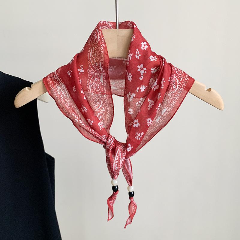Hong Kong style retro versatile silk scarf fashion triangle scarf high sense elegant temperament accessories thin neck headscarf multi-purpose