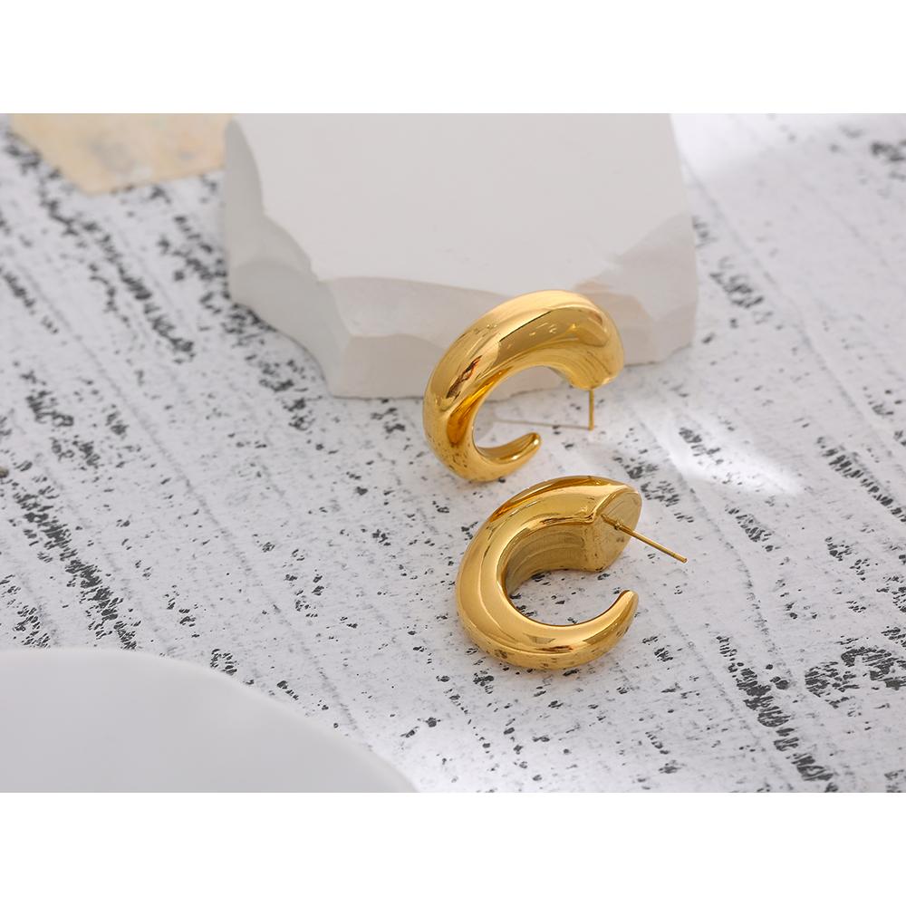 Yhpup Titanium Geometric Chunky Big Golden Stud Earrings for Women 18K-plated Minimalist Fashion Personalized Jewelry