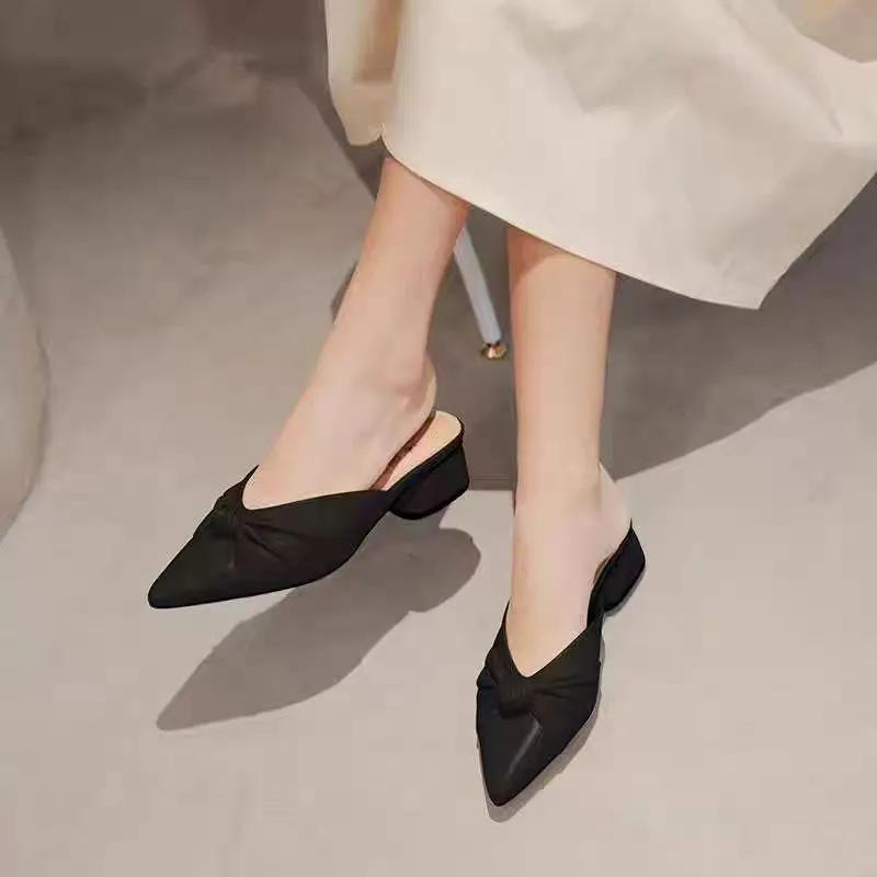 Женская обувь из мягкой кожи с острым носком — фото 6