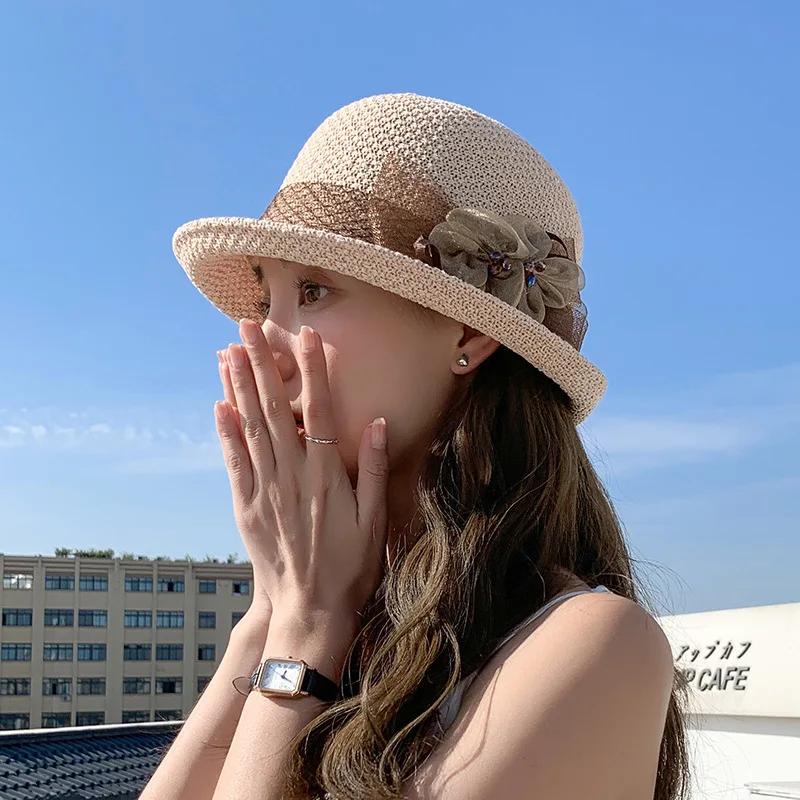 

Vintage Women s Straw Cloche Hat with Floral Mesh Band Elegant UV Protection Sun Breathable Bucket Hat for Tea Party & Travel бежевий