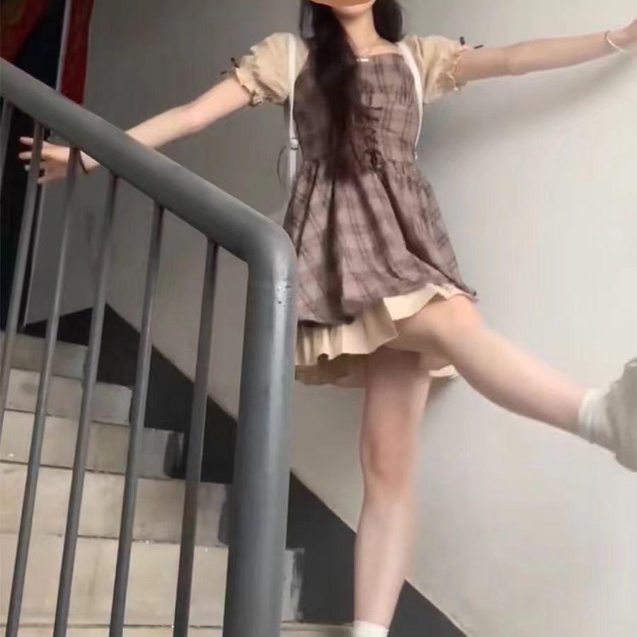 Women's Summer College Style Slimming Dress - Square Neck, High-Waisted, Small Fresh, Sweet Short Skirt