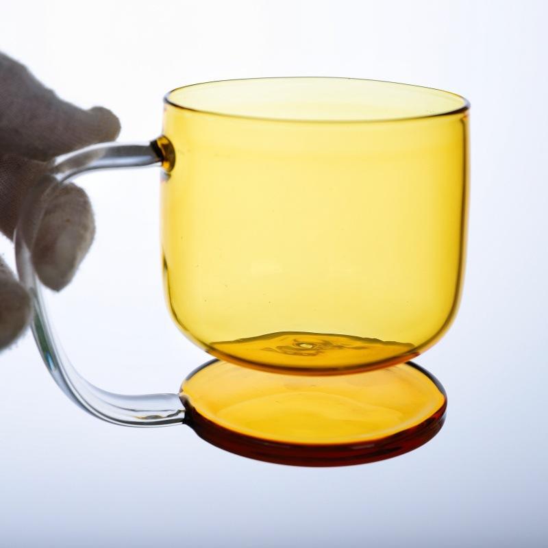 Kreativer Hänge-Glasbecher Kaffee Milchsaft Trinkbecher Wasser Hohes Borosilikatglas Farbblockierendes Glasbecher Bierbecher