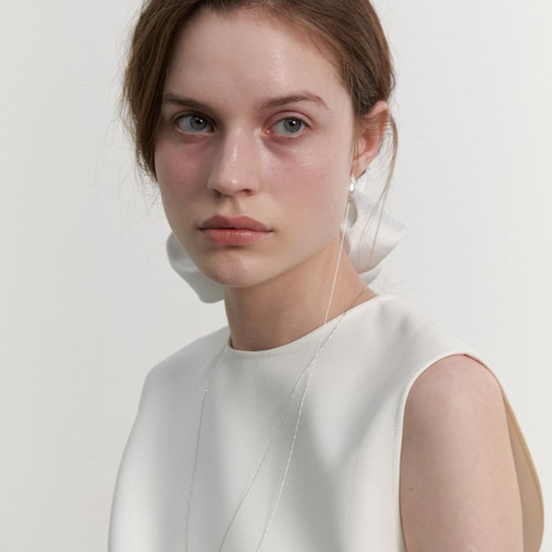 LOVE ME MONSTER [Silver] Baroque Pearl Long Chain Earrings (L241MER050)