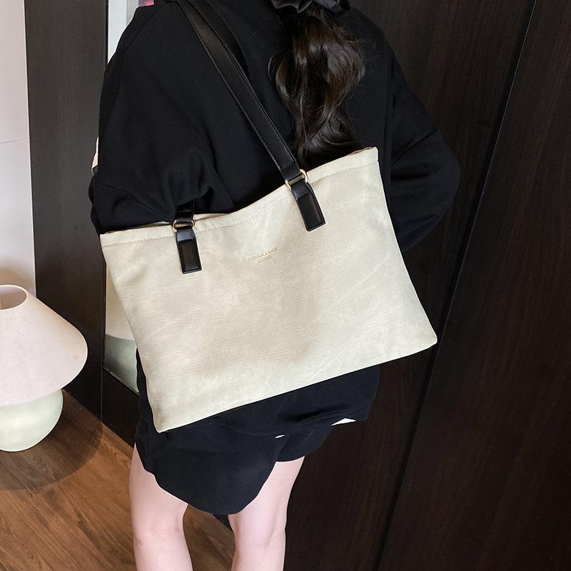 Popular textured bag women's large-capacity new summer versatile simple shoulder bag commuter tote bag