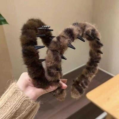 U-shaped Fuzzy Fur Headbands Leopard Prints Adjustable Non Slip Headbands High Top Headpiece Tooth Comb Hair Bands