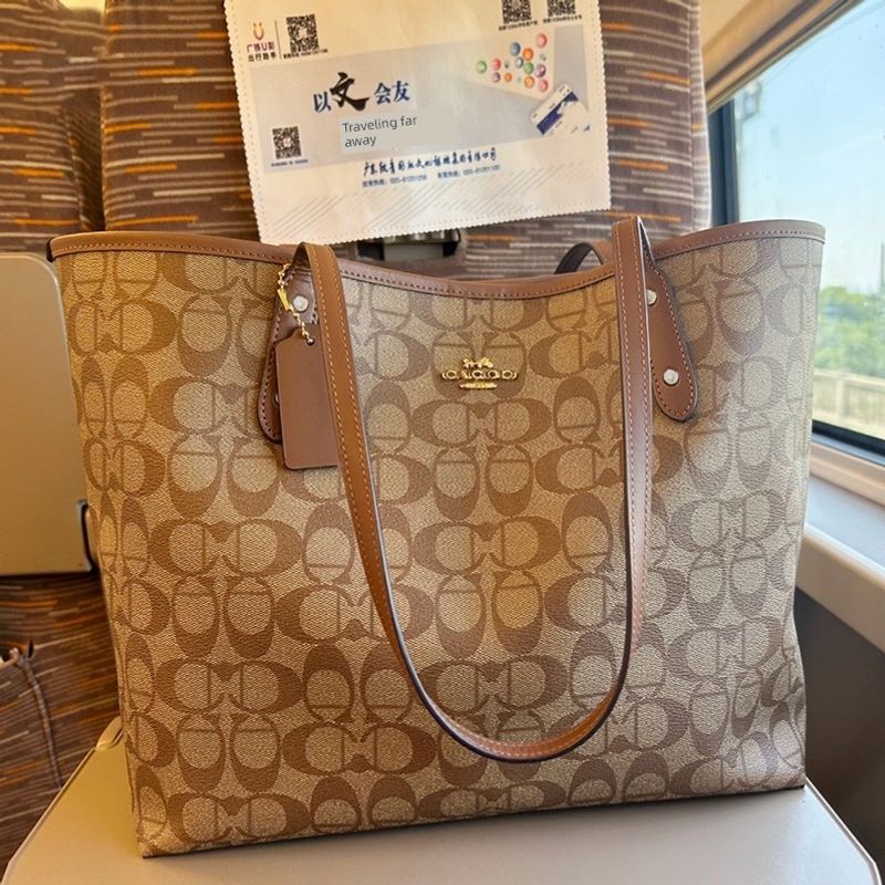 

Гонконг Оригинал 2025 Новое поступление Трендовый Роскошный Легче всего сочетать Кожаный Тоут Рабочая одежда Сумка для покупок Подмышечная Сумка на плечо Rice Curry