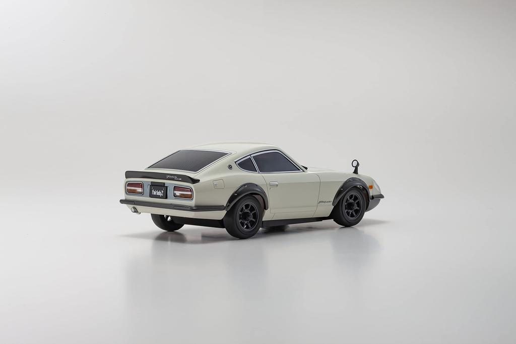 Kyosho AWD Nissan Fairlady 240ZG White 32637W MINI-Z 2.4GHz