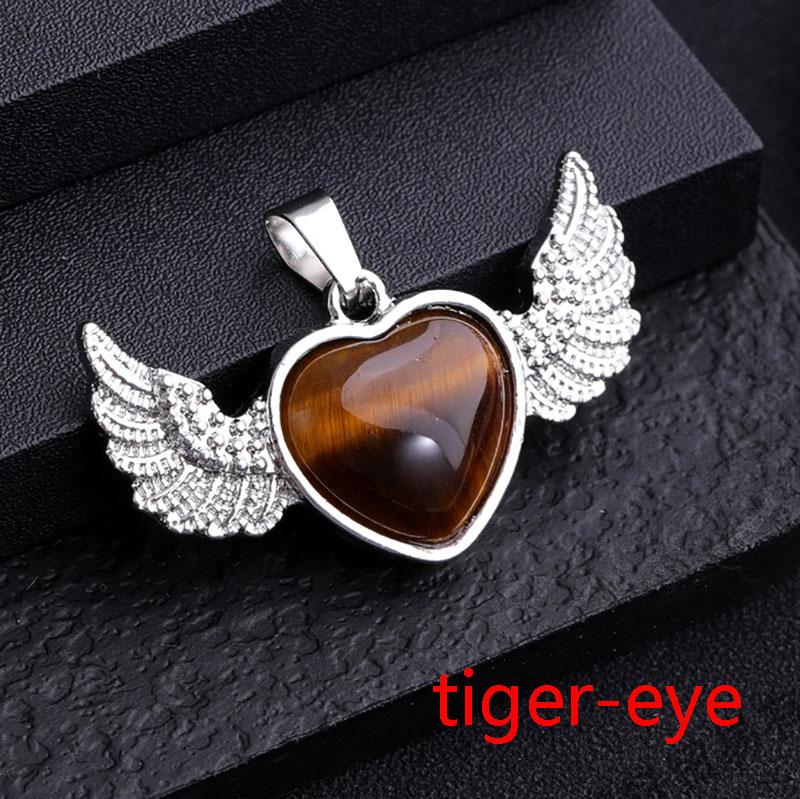 Natural crystal heart-shaped angel wings pendant necklace Heart Shaped Stone Pendants necklace Charms Crystal Chakra Beads DIY