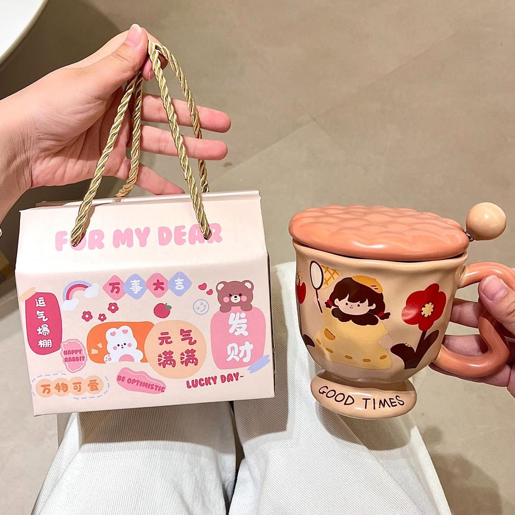 High-value Mug Ceramic Cup with Lid and Spoon Cute Drinking Cup Girls Office Coffee Breakfast Cup