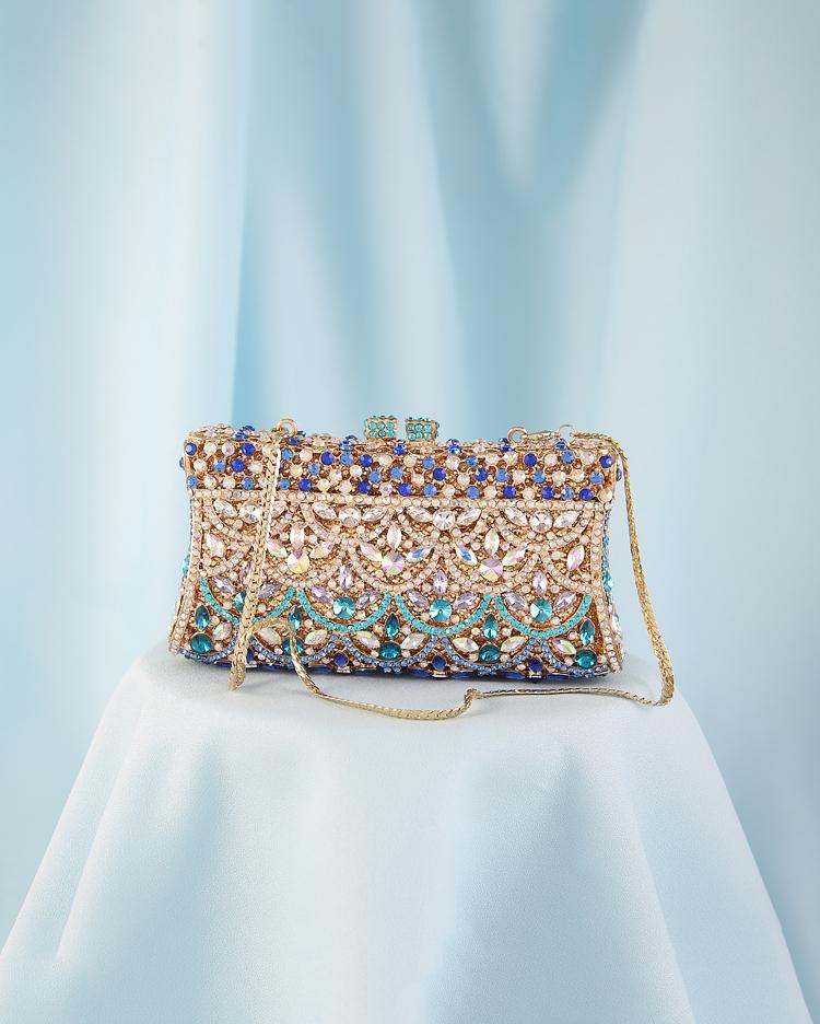 

Diamond Fish Scale Evening Clutches Bags Wedding And Party Purse Women’s Crystal Prom Dinner Purses Bags Luxury Silver/Gold 3 C 18cmX10cmX6cm
