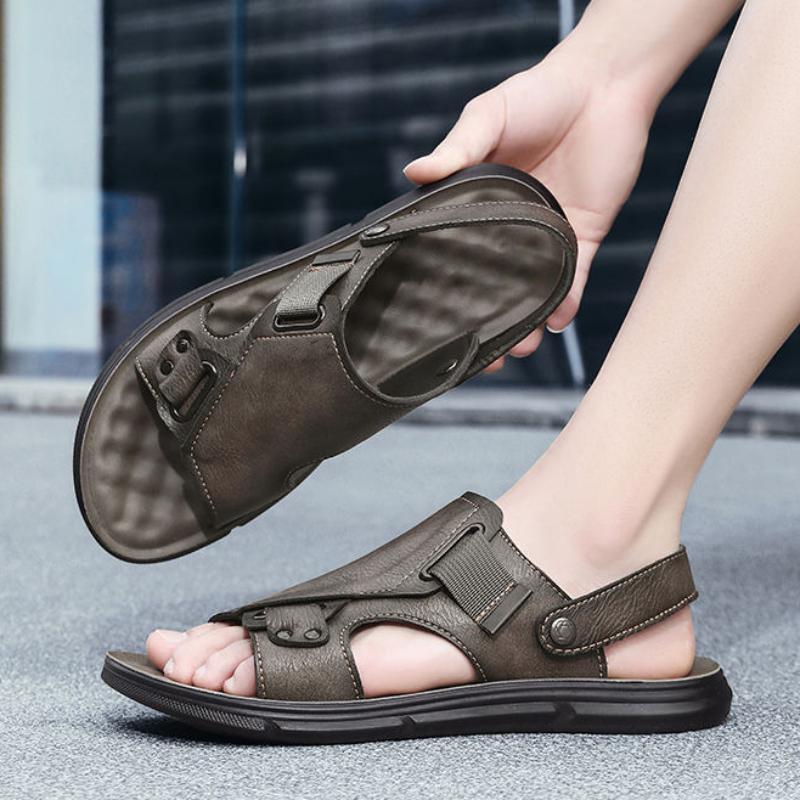 Fashion Men Sandals Massage Slippers Outdoor Comfortable Men Beach Shoes Classic Summer Non-Slip Thick-soled Leather Sandals Sandalias
