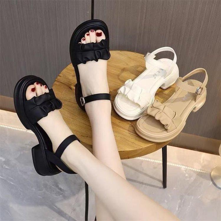 Small Height Increase Platform Sandals Women's Summer Wear 2025 New Fairy Style Casual Versatile Thick Heel Beach Shoes