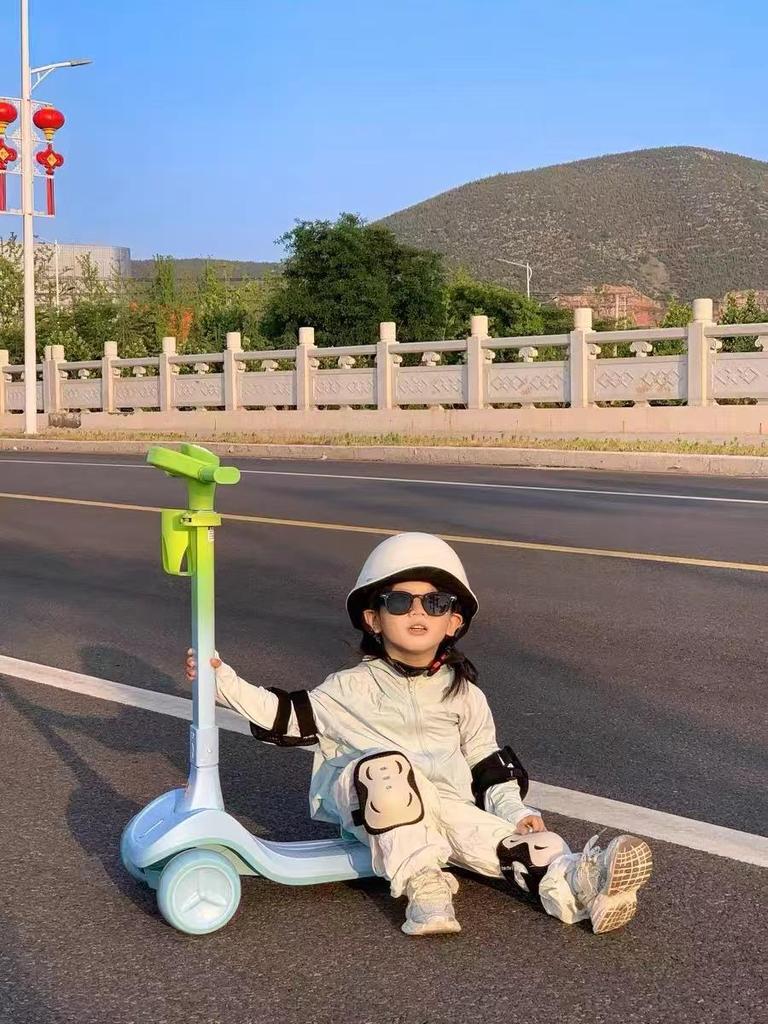 Kids' Foldable Baby Scooter
