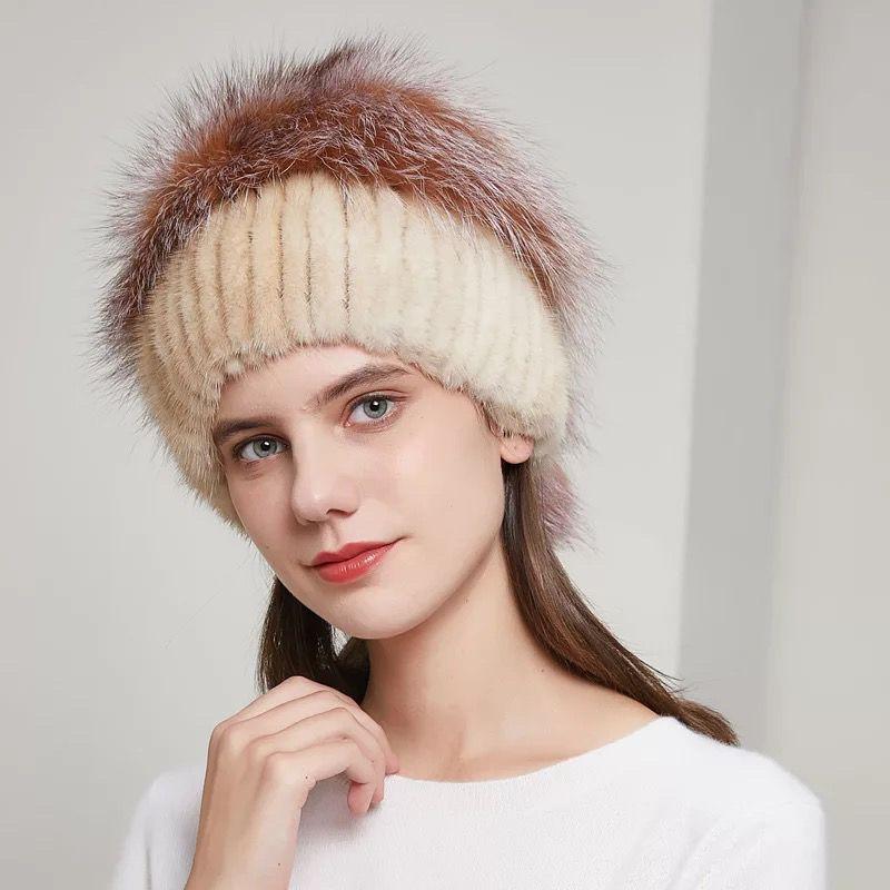 High-end Knitted Winter Warm Hat - Premium Cute and Stylish Earflap Beanie for Women