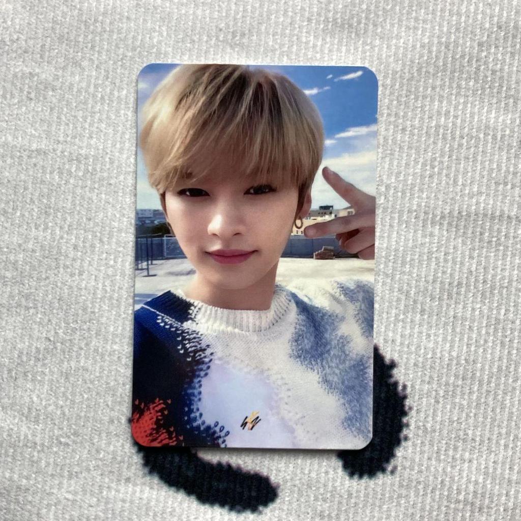 [USED] Reno Stray Kids YELLOW WOOD Limited Edition Sanok Trading Card