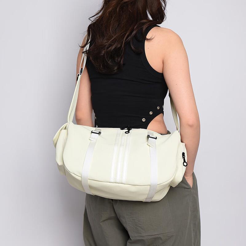 Li Shen Large Capacity Sports & Travel Shoulder Bag