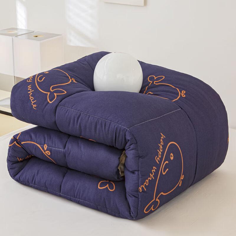 OLOEY Blue Whale Lyocell Fiber All-Season Quilt