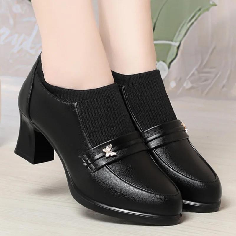 5.5cm 7.5cm All Match Breathable Comfortable Flexible Soft Leather Shoes Women Pumps 2025 Fall Med Block Heels Shoes Office Mom