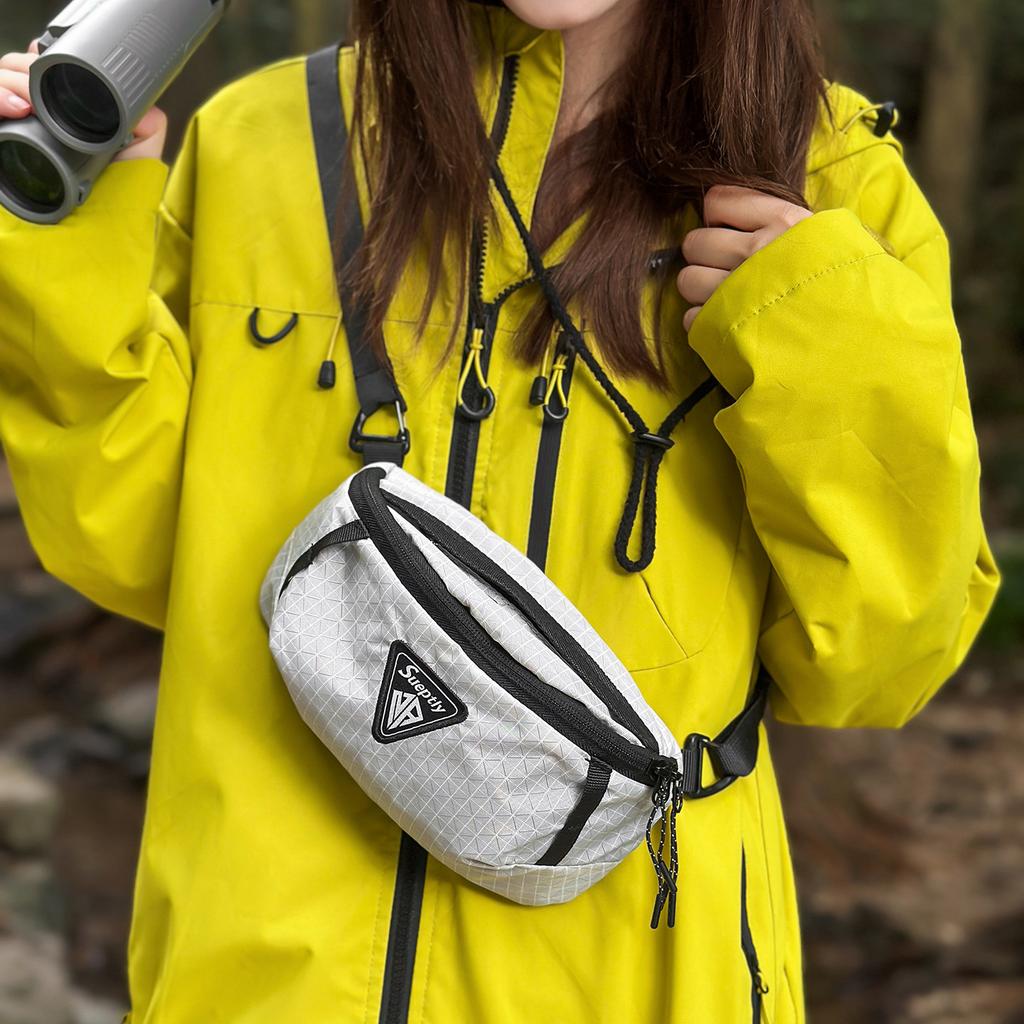 Outdoor Hiking Fanny Pack, Lightweight Chest Bag, Men's and Women's Mountaineering Equipment, Cycling Bag, Tide Brand Commuter Messenger Shoulder Bag