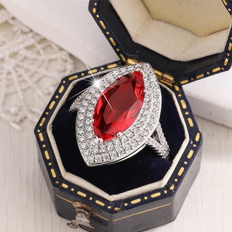 Luxuriöser Roter Zirkon Marquiseschliff Mit Vollem Diamantring 925 Silber Plated Elegantes Schmuckstück Party Geburtstagsgeschenk für Damen
