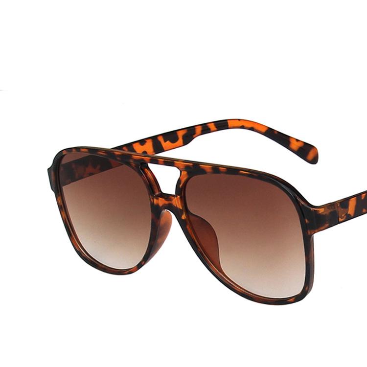 New Fashionable and Personalized Women's Sunglasses Classic Retro Double Beam Glasses Beach Photo Travel Driving Sunglasses