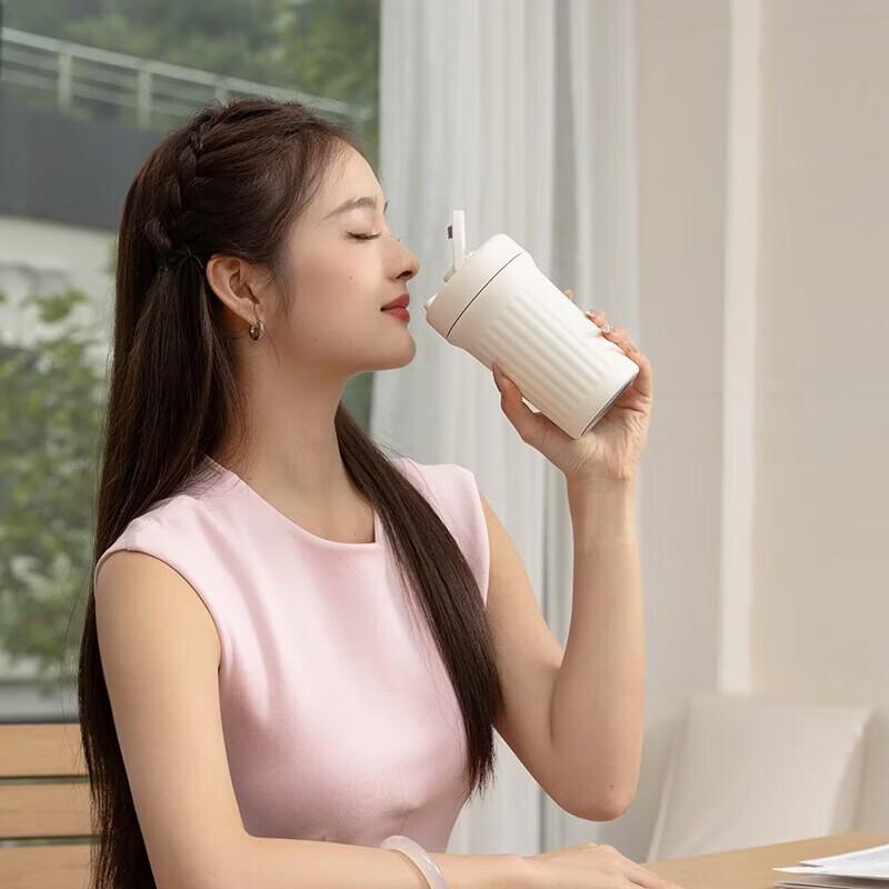 LOCKLOCK Ceramic Coated Insulated Coffee Mug with Strap