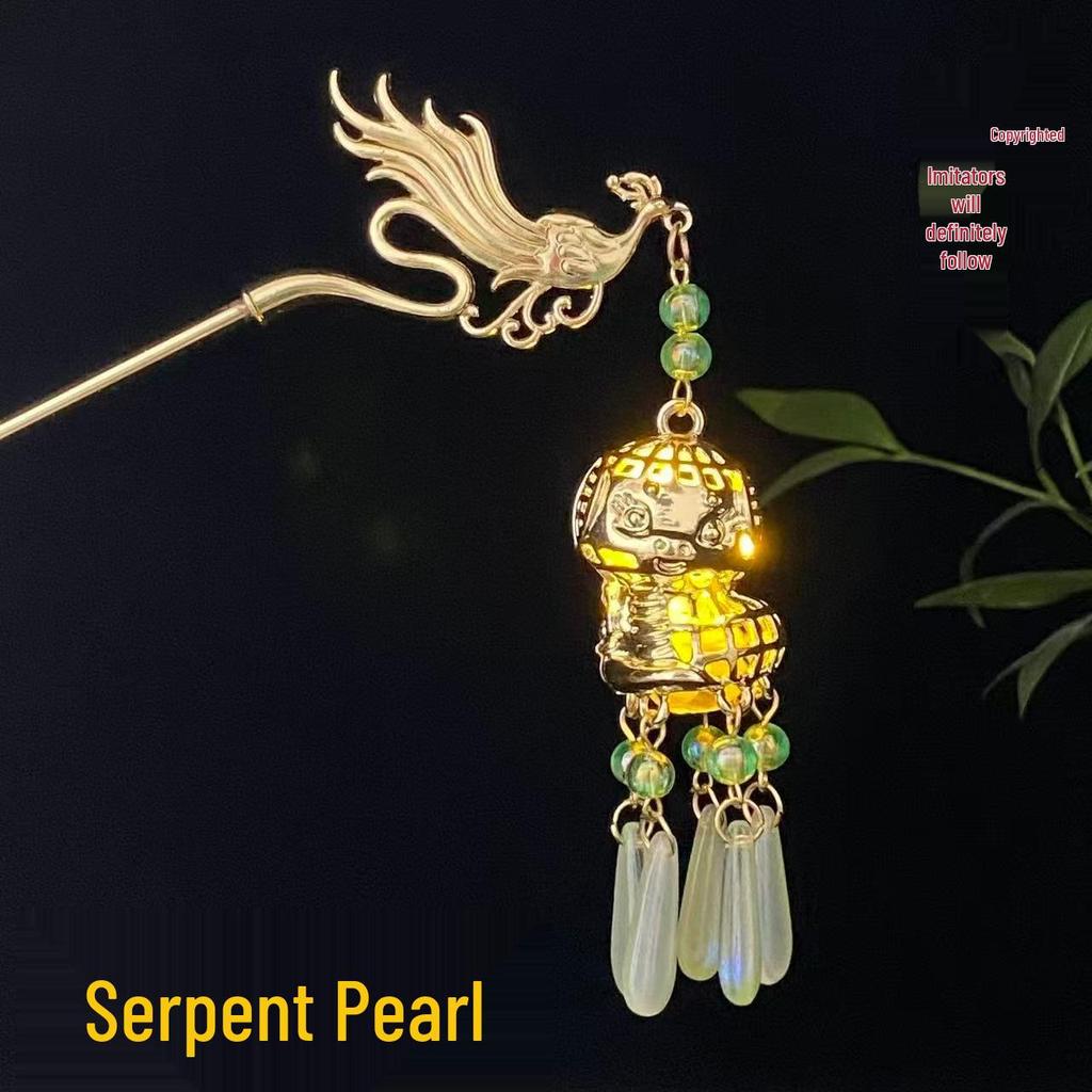 Ancient Style Luminous Hairpin: High-End Alloy Lantern Design for Hanfu Skirts
