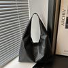 One-shoulder Bag Retro Commuter Tote Bag Large-capacity Armpit Bag Fashionable Personality All-matching Solid Simple