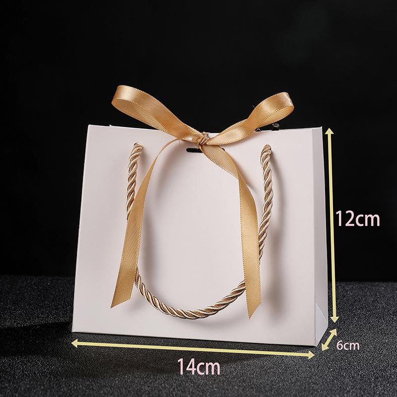 20pcs Pretty Paper Gift Bag Present Box For New Year Birthday Wedding Party DIY Gift Packaging Bow Handbag Christmas Gift Bags