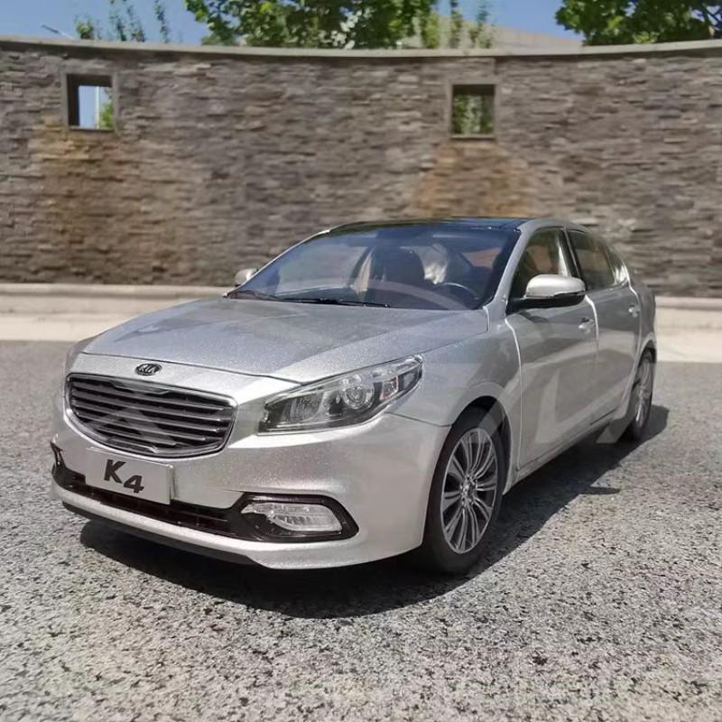 1/18 KIA K4 Alloy Car Model Die Cast Metal Toy Vehicles Simulation Model Car Static Ornament Collection Boy Children's Toy Gifts