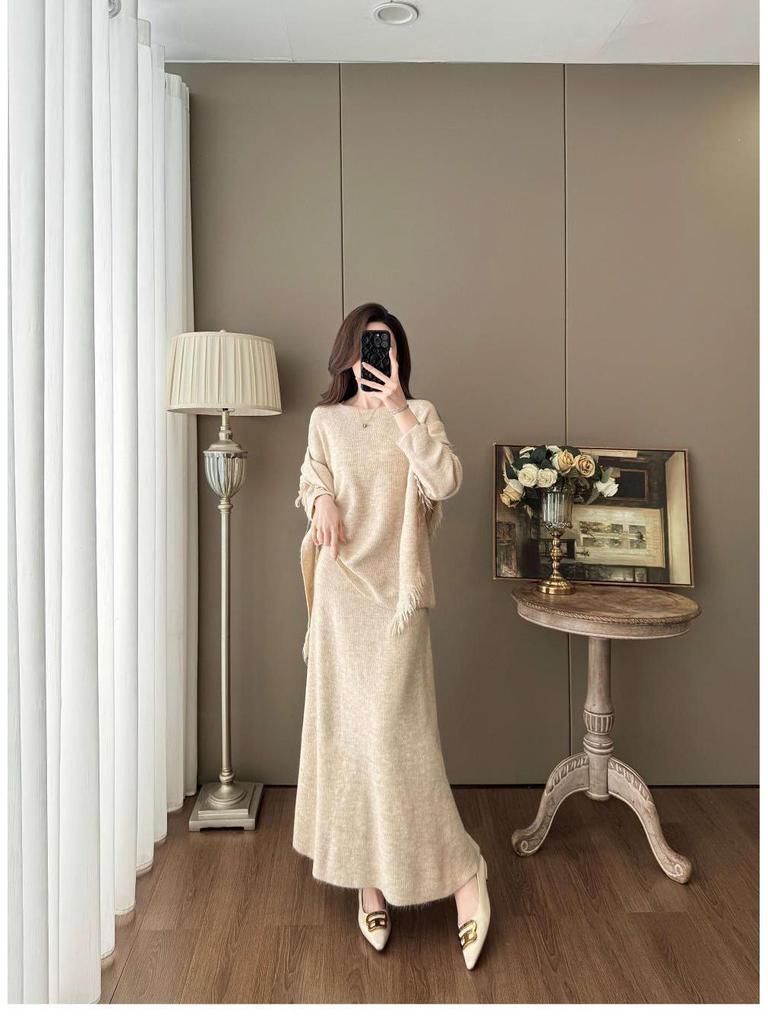 Women's Autumn/Winter High-End Knit Set: Tassel Shawl, Sweater & Skirt.