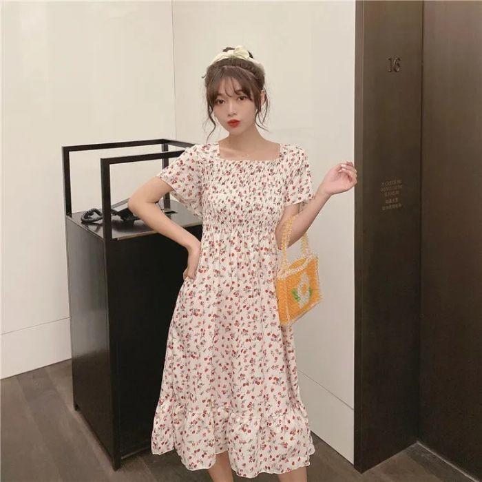 New Spring Summer Dress Women Mini Dresses Female Short Sleeve Elastic Bust Printed Floral Pleated Backless Casual Dress