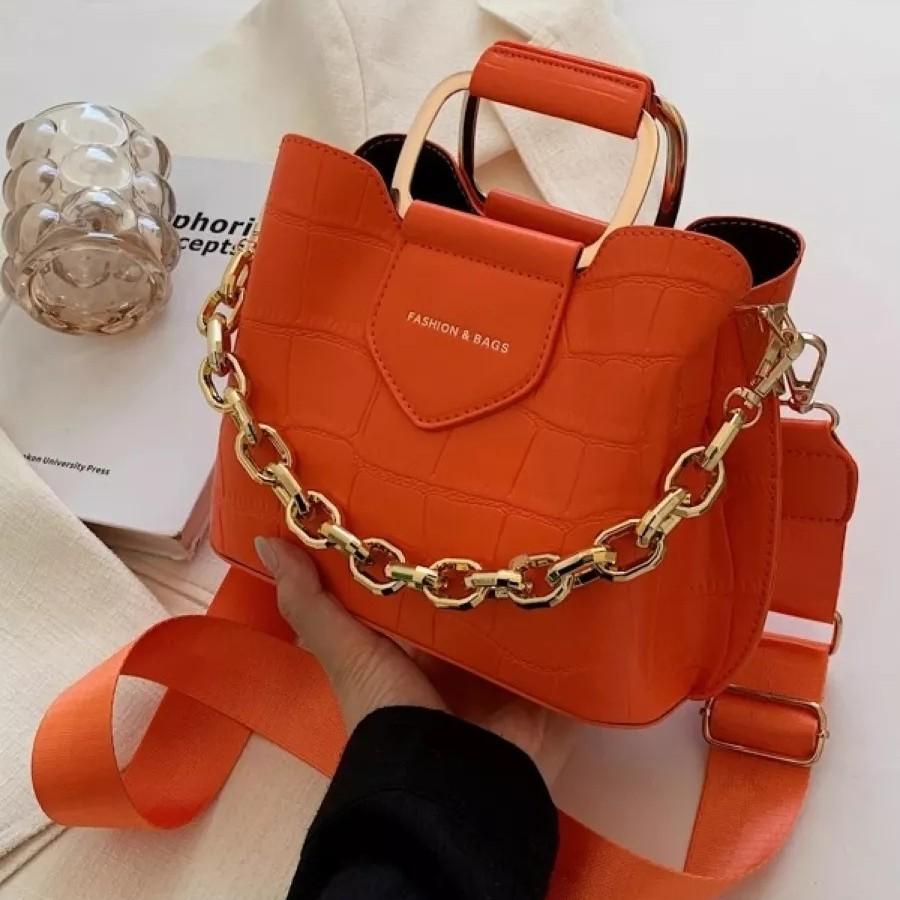 Женская сумка, женская сумка через плечо с простой и модной цепочкой, модная и универсальная для ежедневных путешествий на отдых.