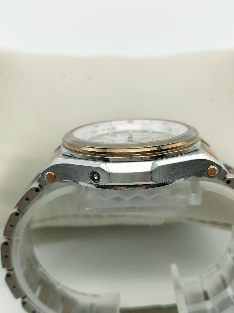 [USED] CASIO Baby-G Radio Solar Chronograph for Women