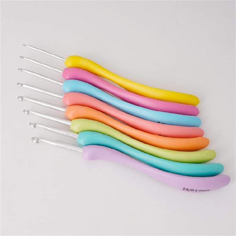 8Pcs Professional Long Handle Crochet Hook, 2.5mm-6mm Ergonomic Crochet Hooks Set, Crochet Needle for Beginner Hobbyist