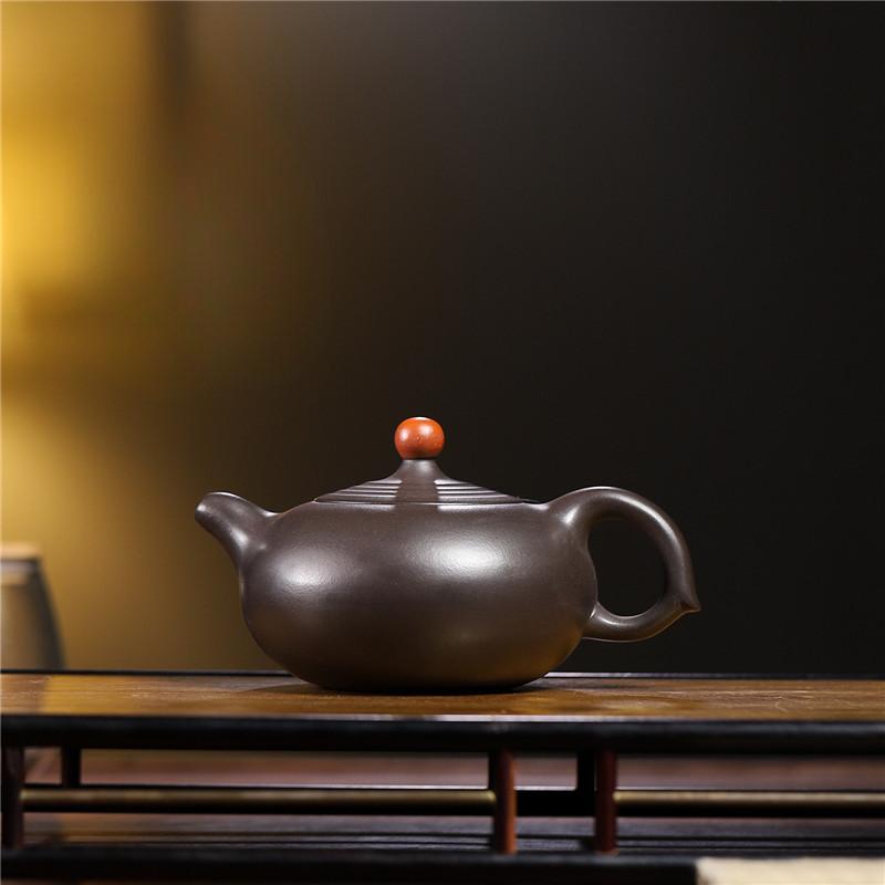 250ml Traditional Yixing Purple Clay Teapots Handmade A Stroke Of Luck Pot Raw Ore Stone Yellow Mud Kettle Zisha Teaset Tea Gift