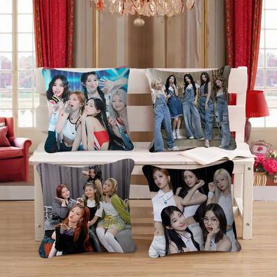 Kpop I-Itzy Funda de Almohada Toon Regalo Cubierta de Cojín Dormitorio Hogar Sofá Silla Asiento Decoración Funda de Almohada