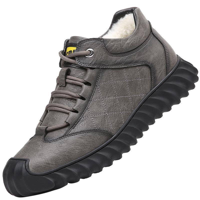 2025 new winter men's shoes genuine leather velvet thickened warm cold and non-slip outdoor casual leather shoes men's cotton shoes